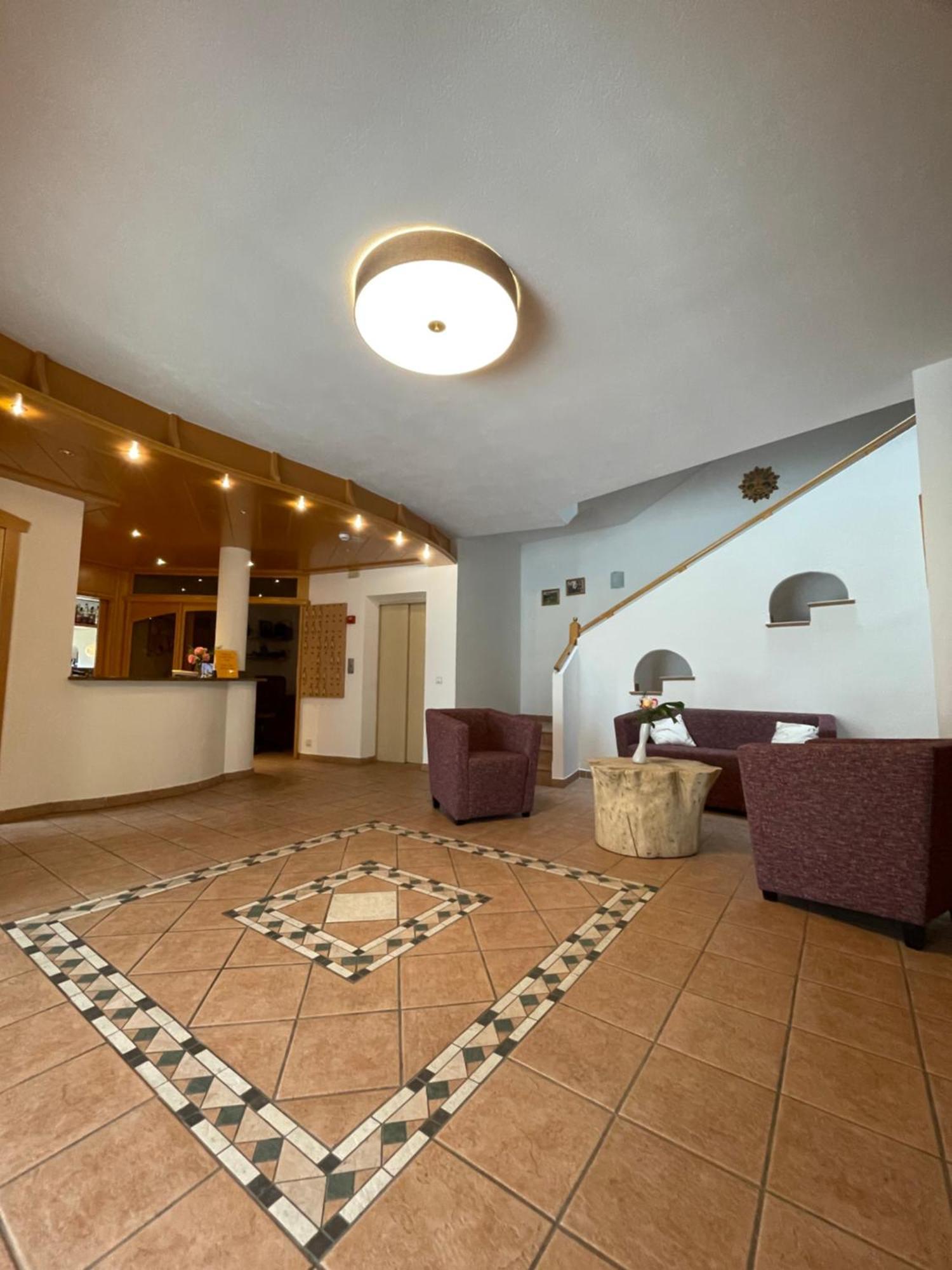 Hotel Larch Freienfeld Exterior foto