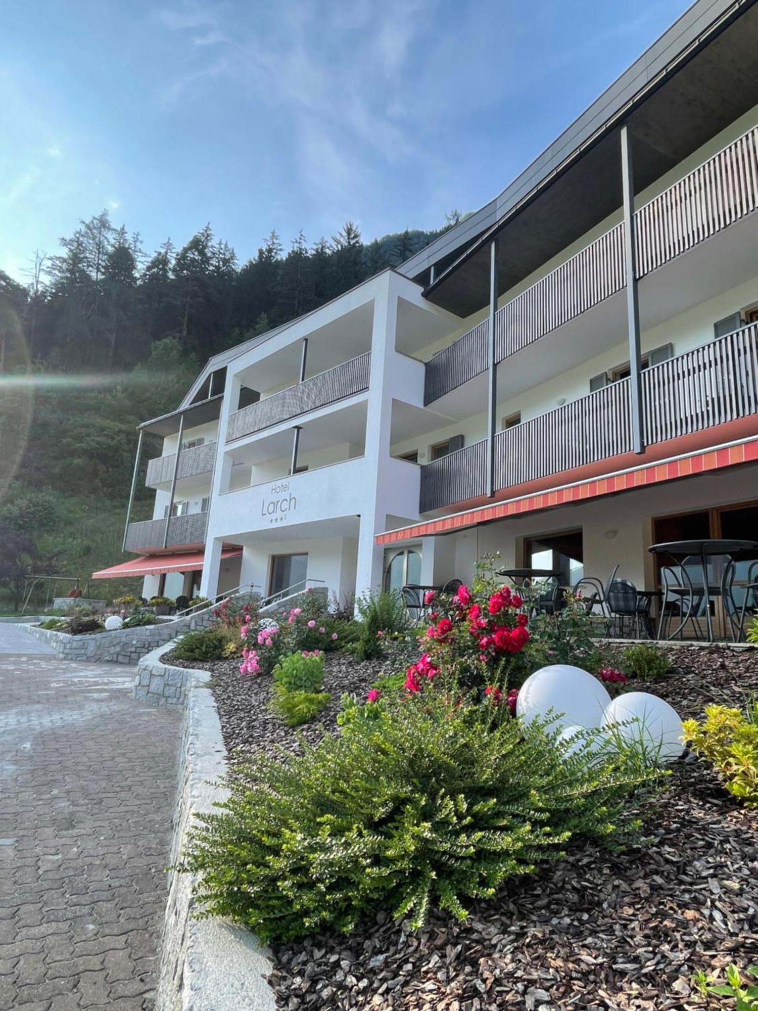 Hotel Larch Freienfeld Exterior foto