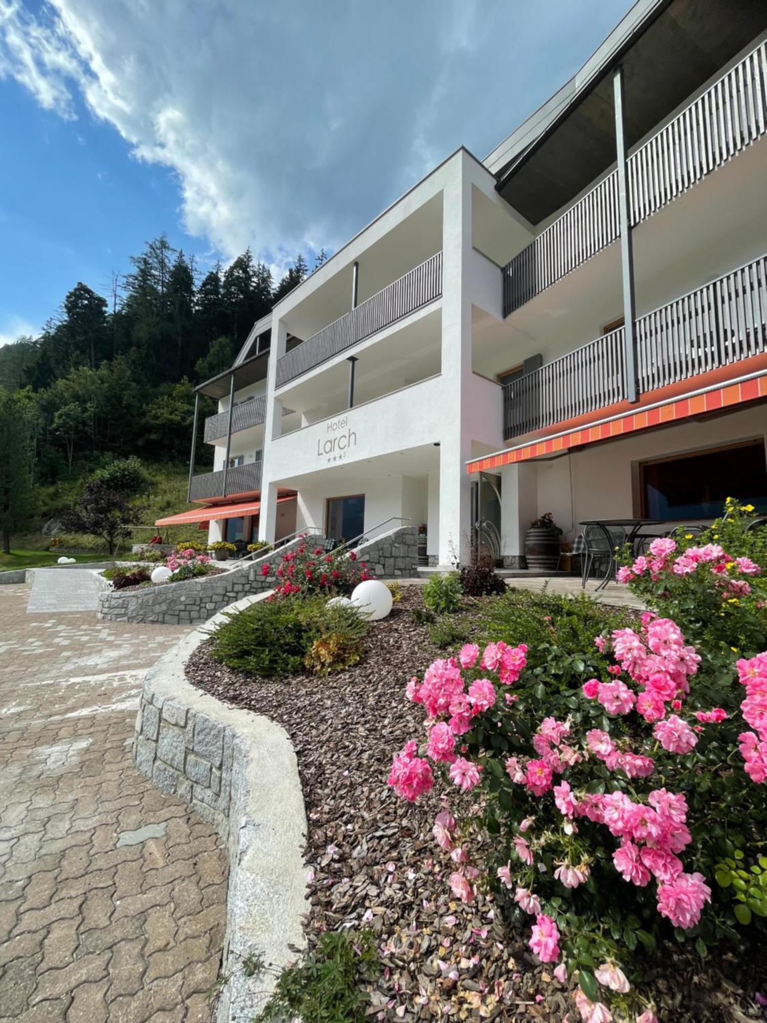 Hotel Larch Freienfeld Exterior foto